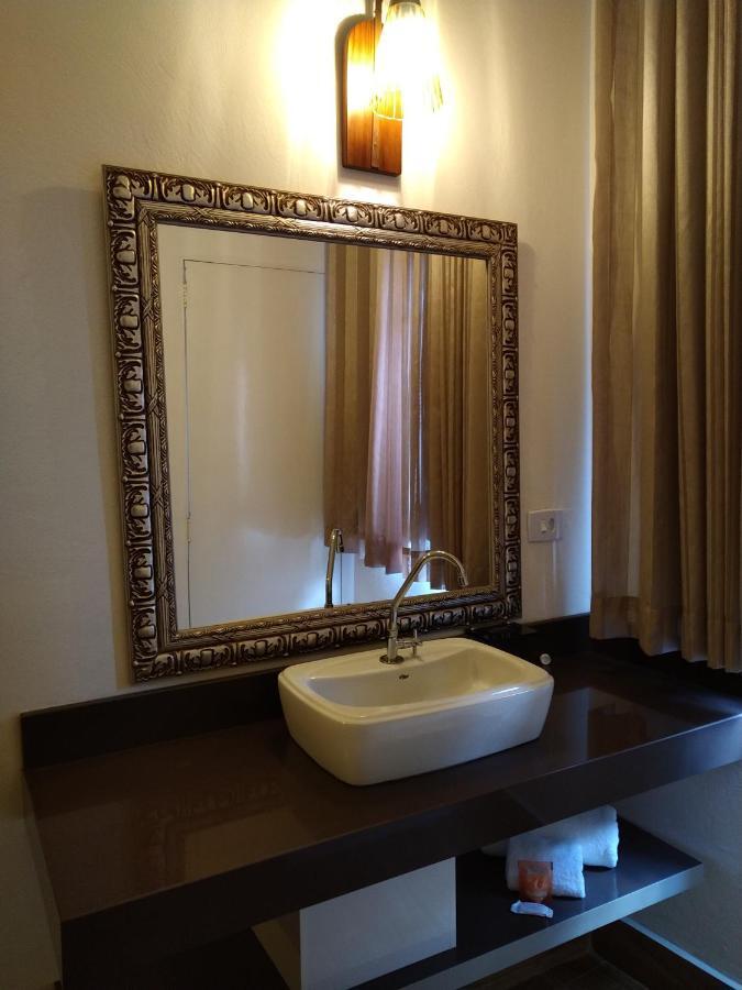 Medieval Hotel Tres Coracoes Ngoại thất bức ảnh